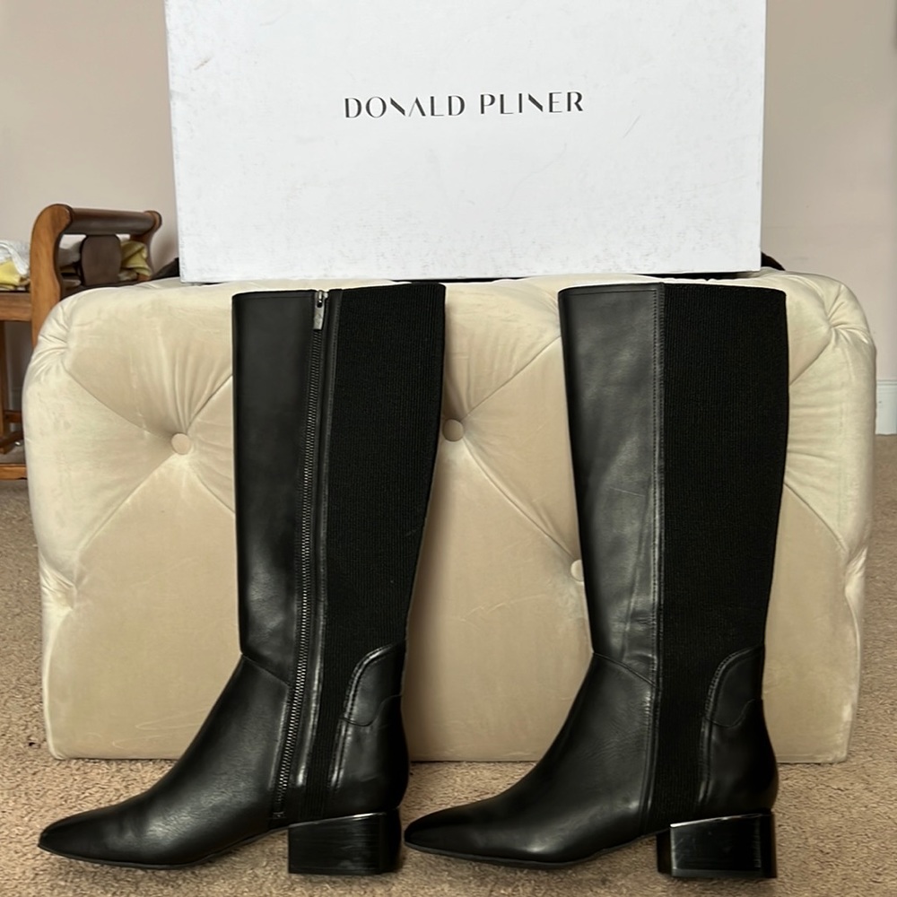 Donald Pliner Annika01 tall calf leather tall boots, black.